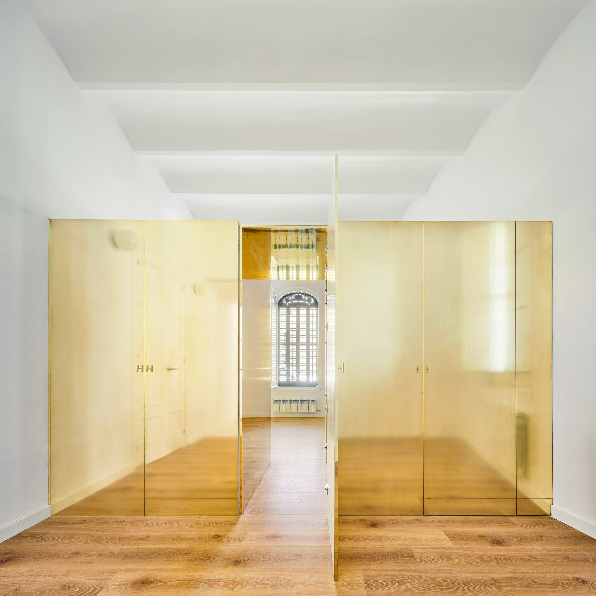 The Magic Box Apartment Raúl Sánchez Architects