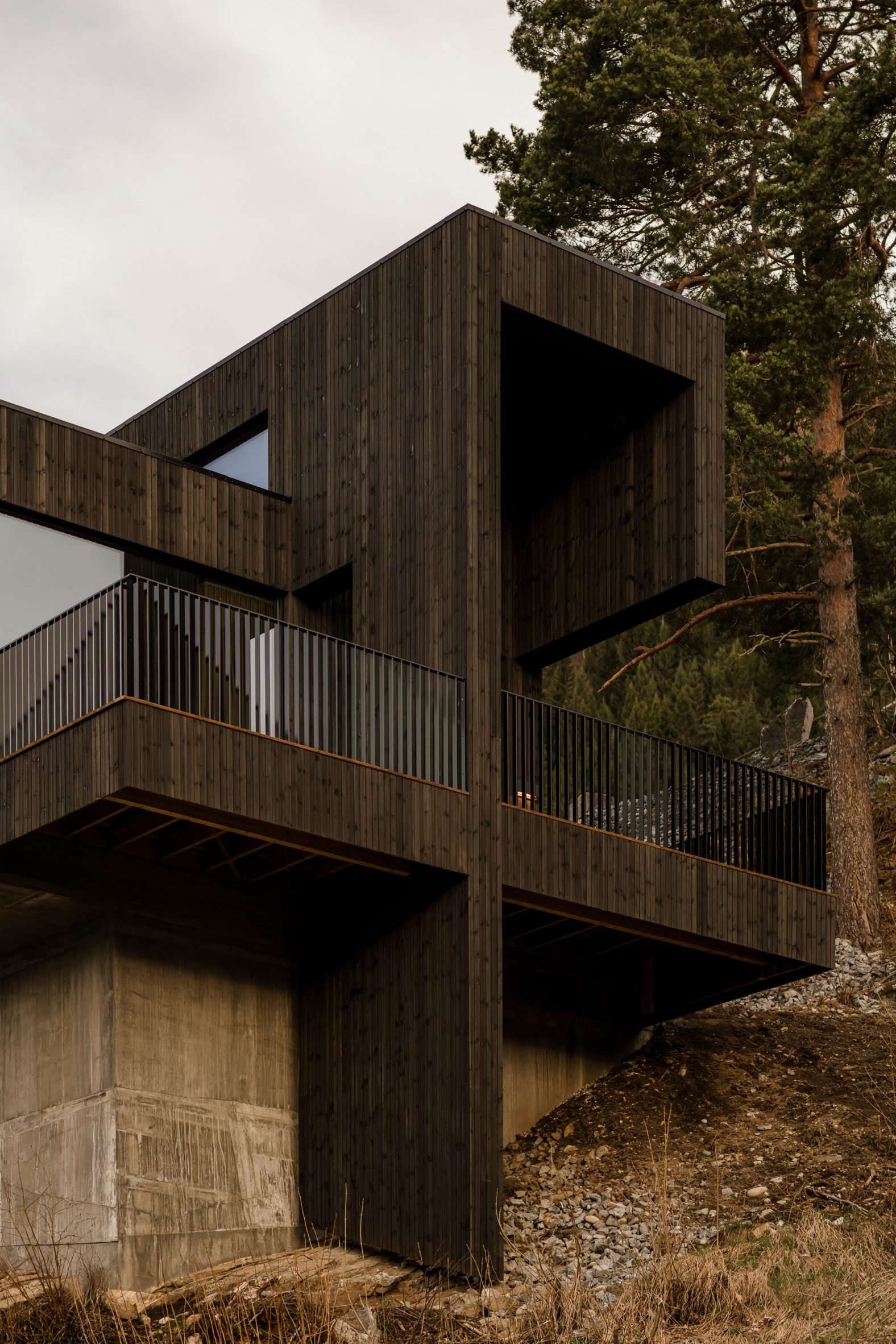 18-07 Holiday Home by Office Inainn