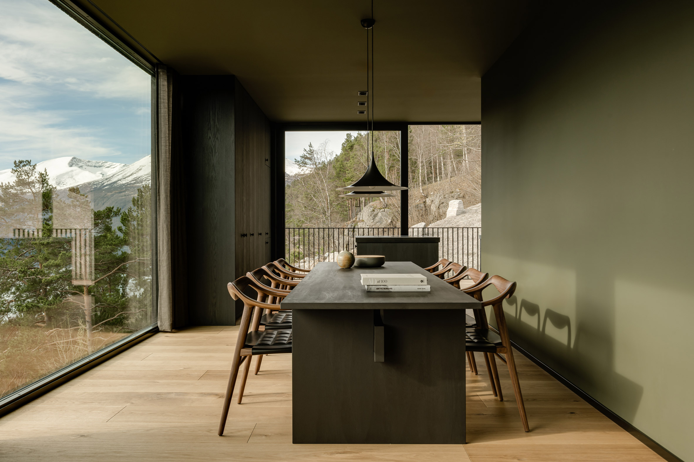 dining room of 18-07 Holiday Home by Office Inainn
