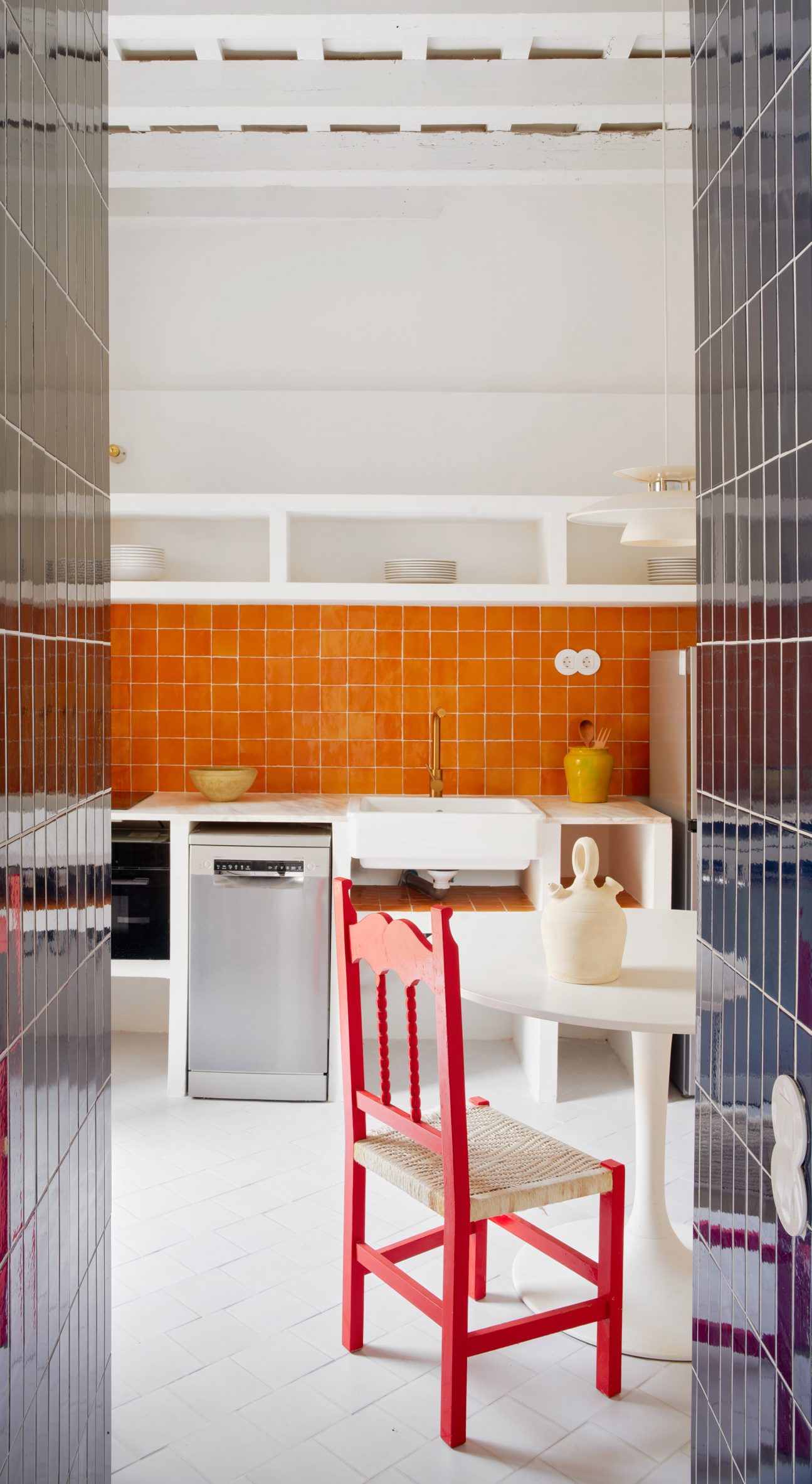 Casa Puerto by Lucas y Hernández-Gil