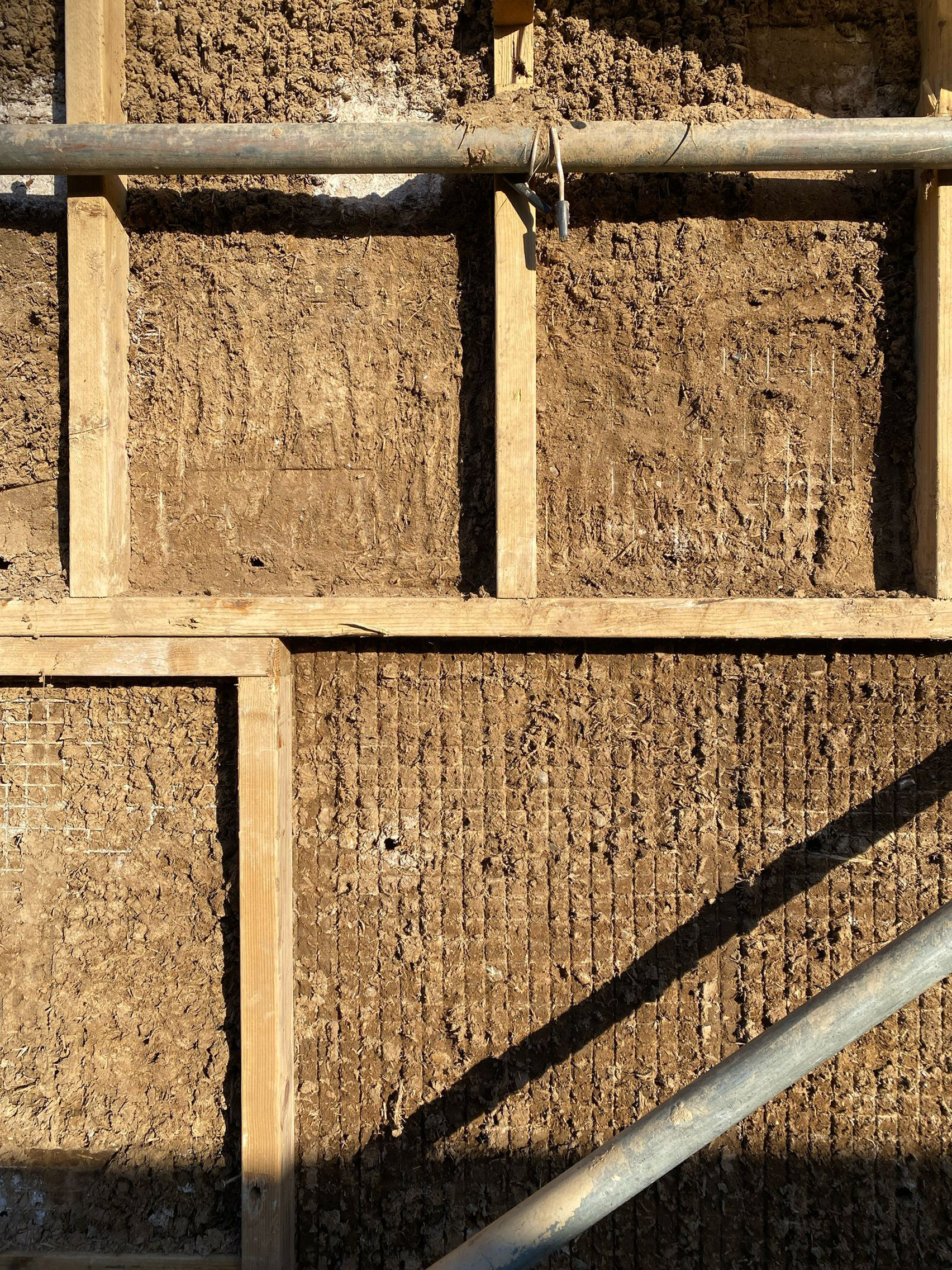 CobBauge wall detail