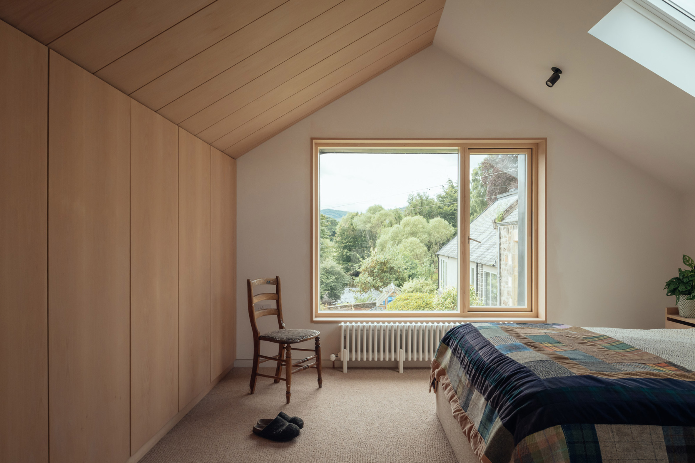 Bedroom interior of Hameart cottage in Scotland