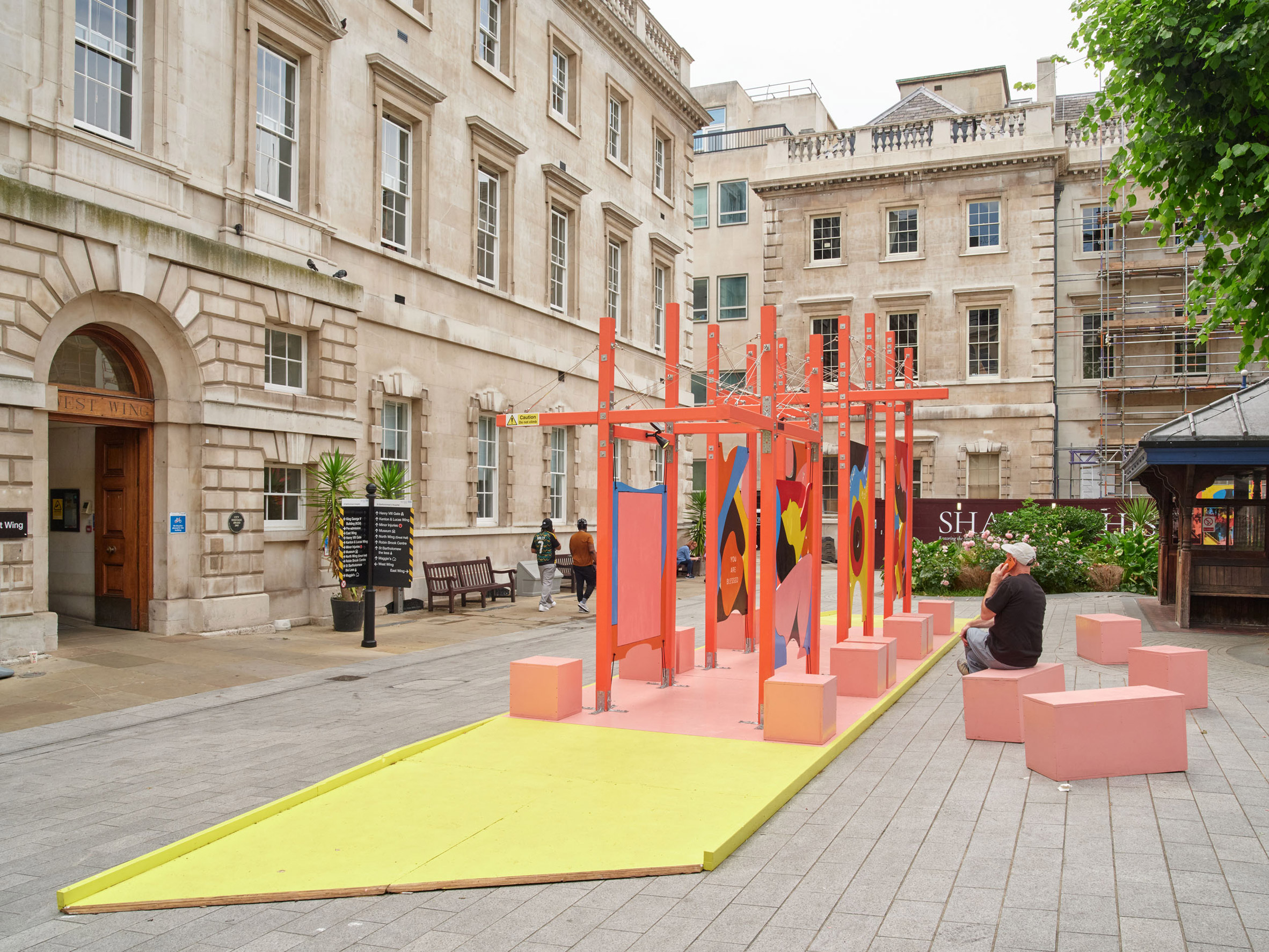 Pavilion in St Bartholomew's Hospital courtyard