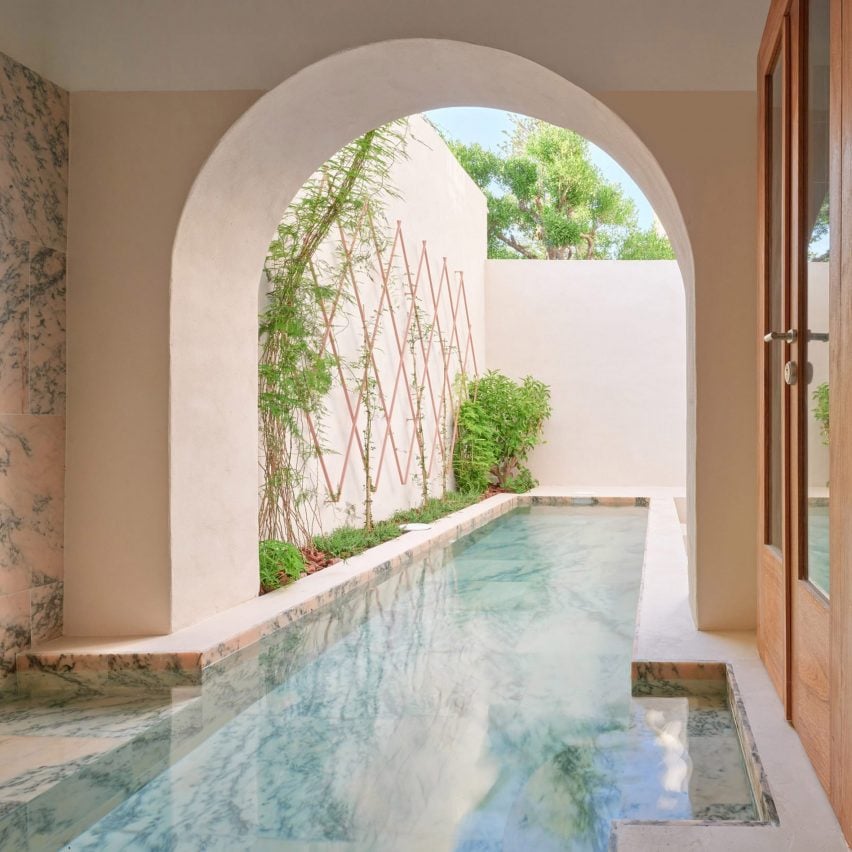 Casa Puerto, Spain, by Lucas y Hernández-Gil