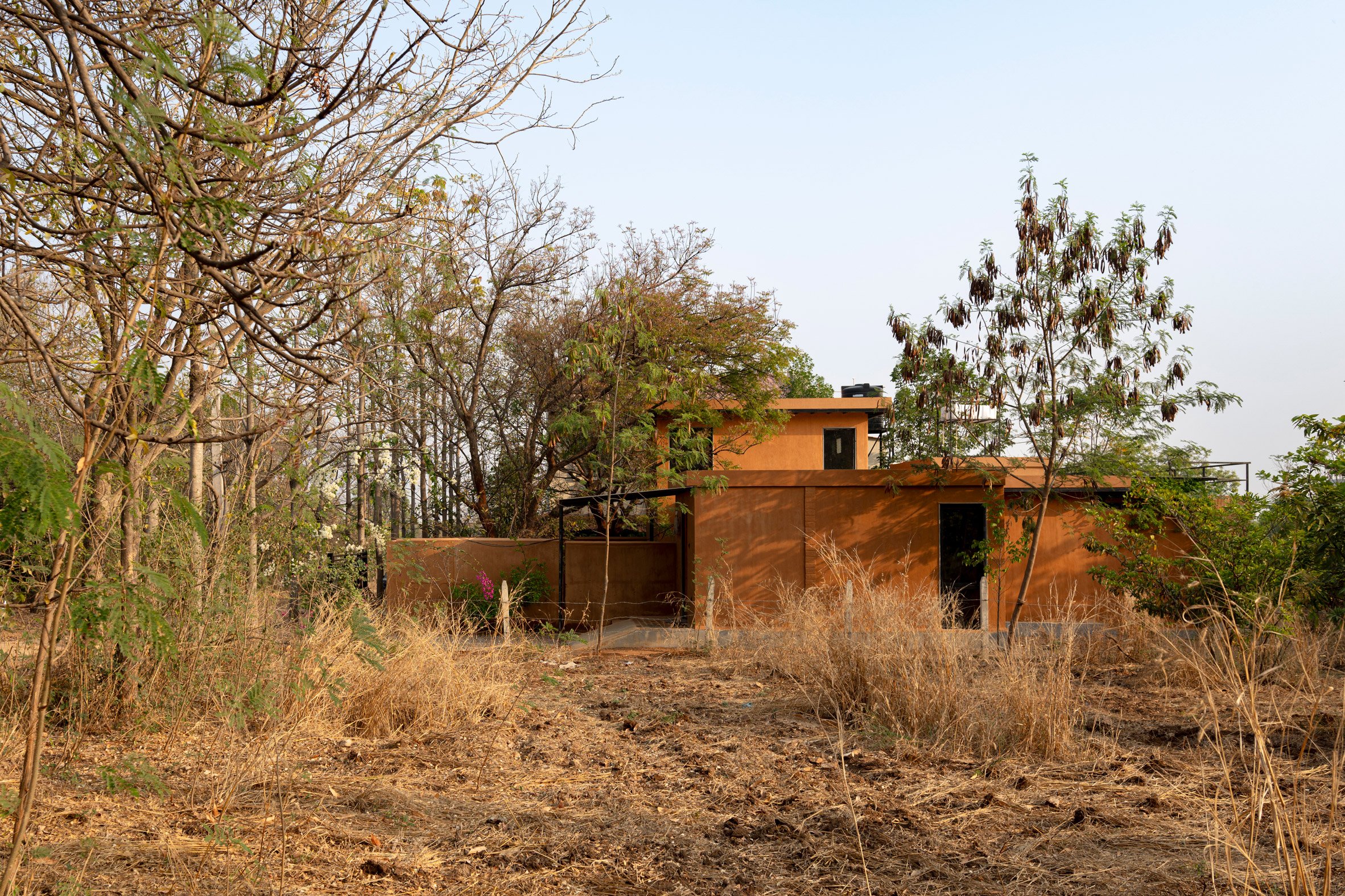 Soil and Soul Studio by Iki Builds