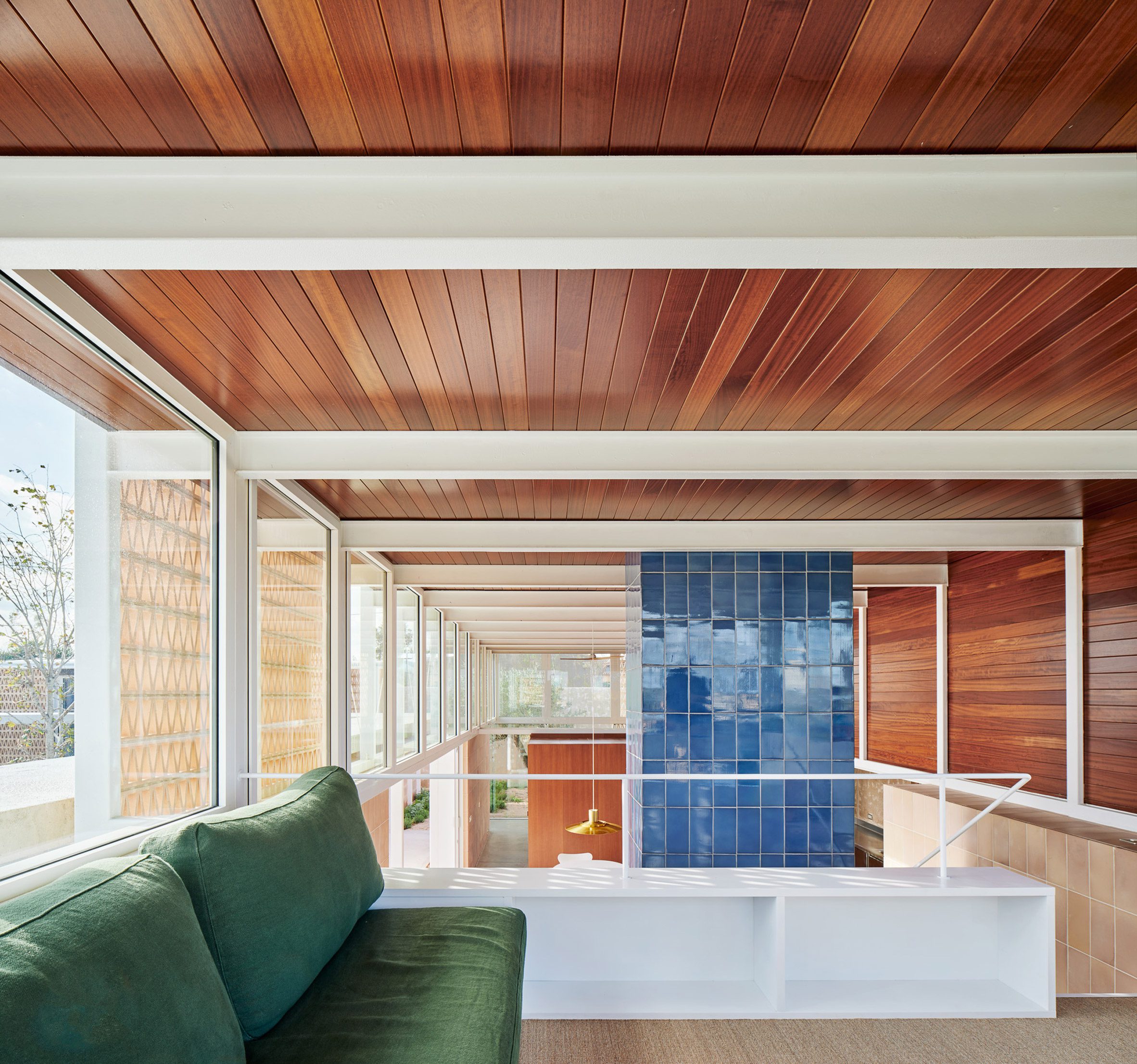 Living area of Casa Tres Patis by Twobo Architectura