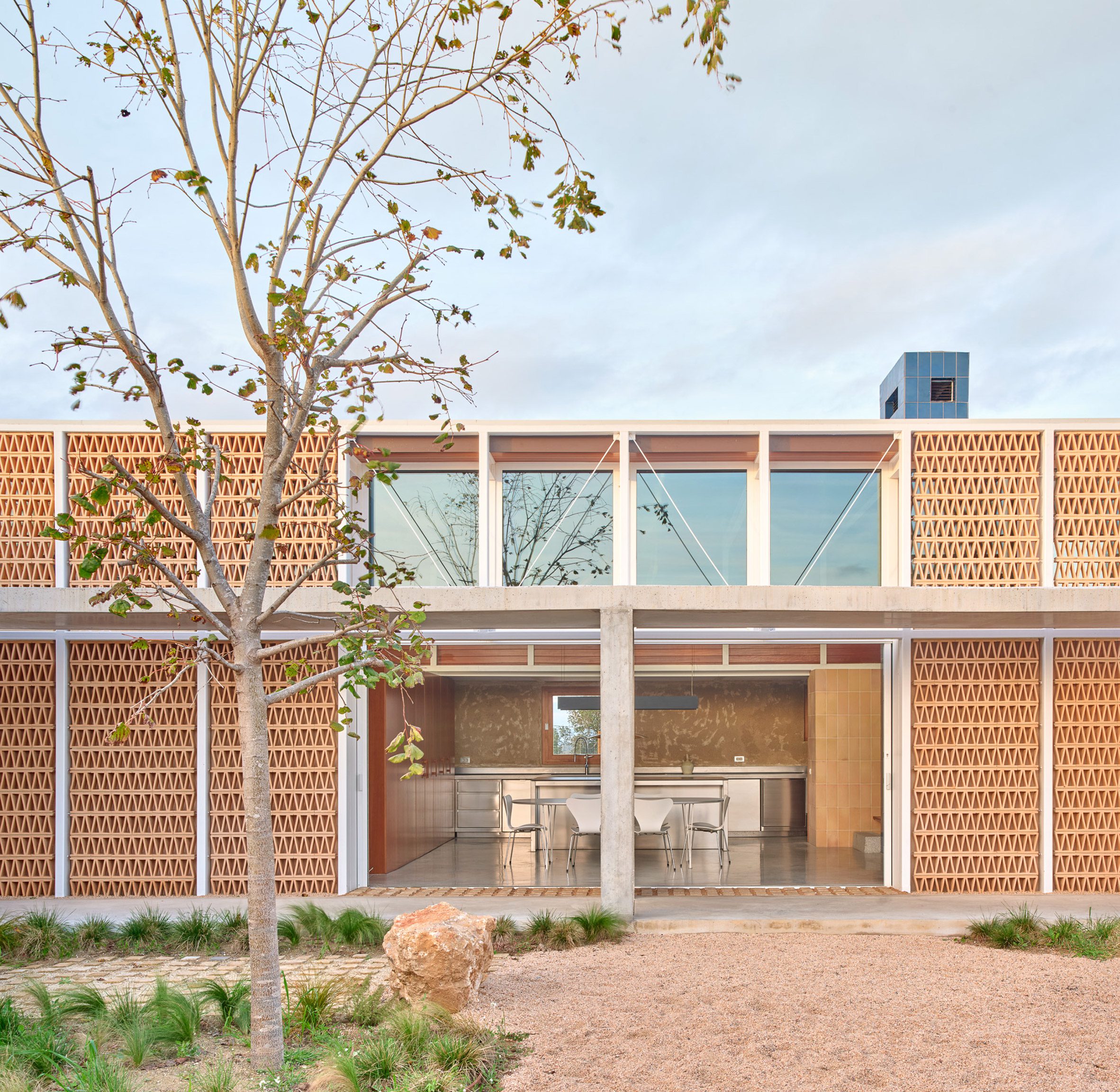Exterior view of Casa Tres Patis in Spain