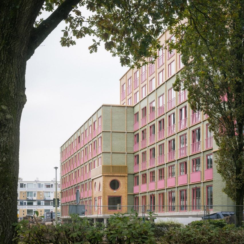 Volante social housing by Monadnock Architects