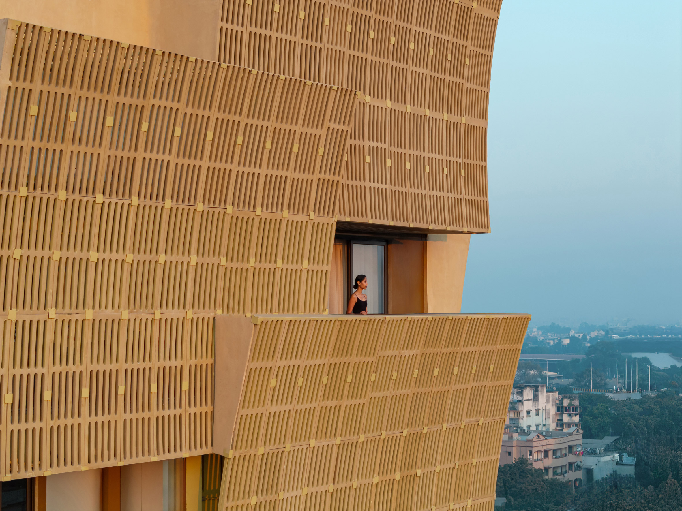 Nagpur apartment building by Sanjay Puri Architects