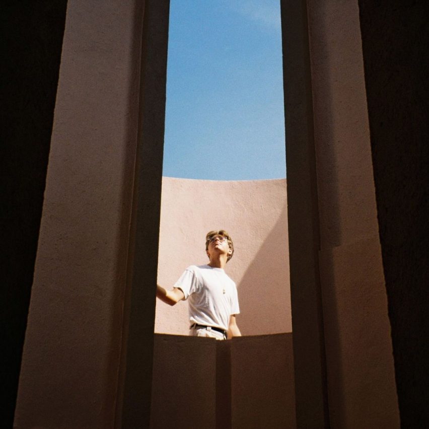 Nino Ferrari-Mathis visits Ricardo Bofill’s La Fábrica and talks to Moshe Safdie