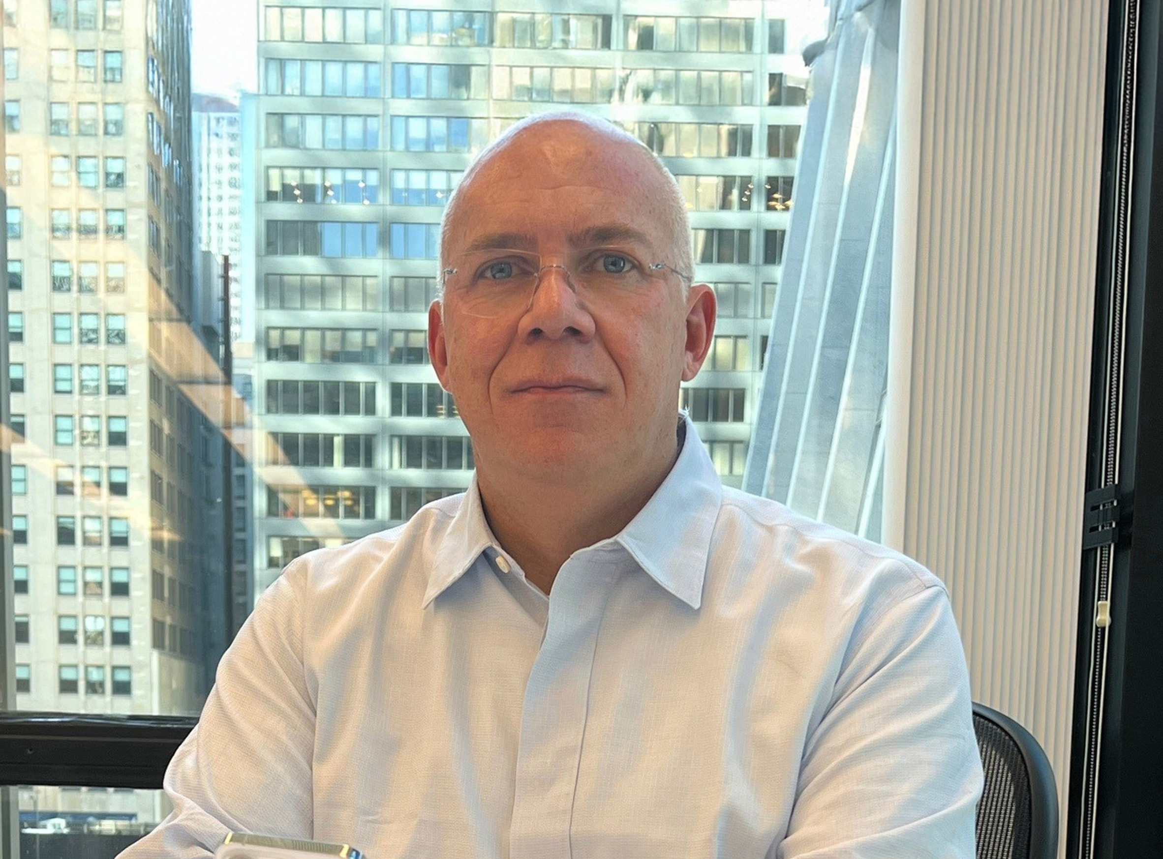 Portrait photo of Jeddah Tower architect Gordon Gill