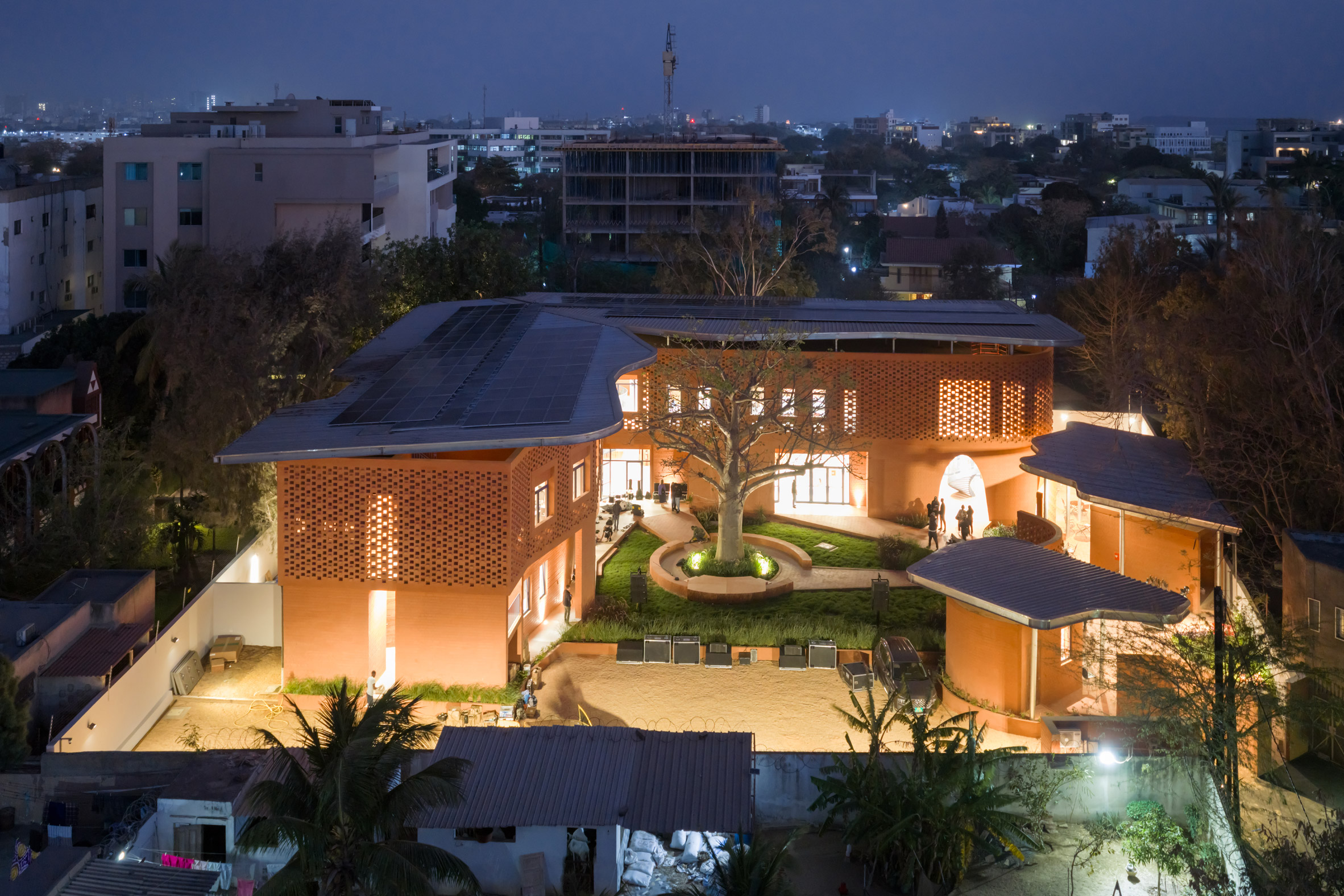 Kéré Architecture block in Dakar