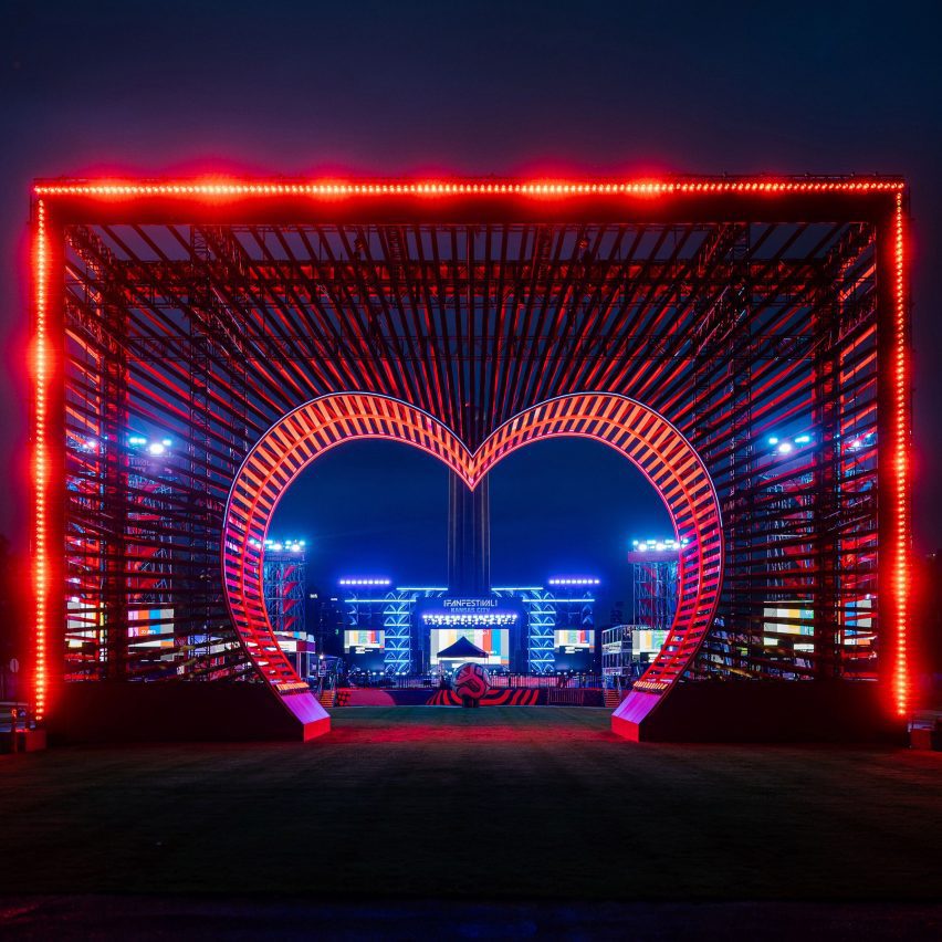 Populous creates heart-shaped gateway for World Cup fan area in Kansas City