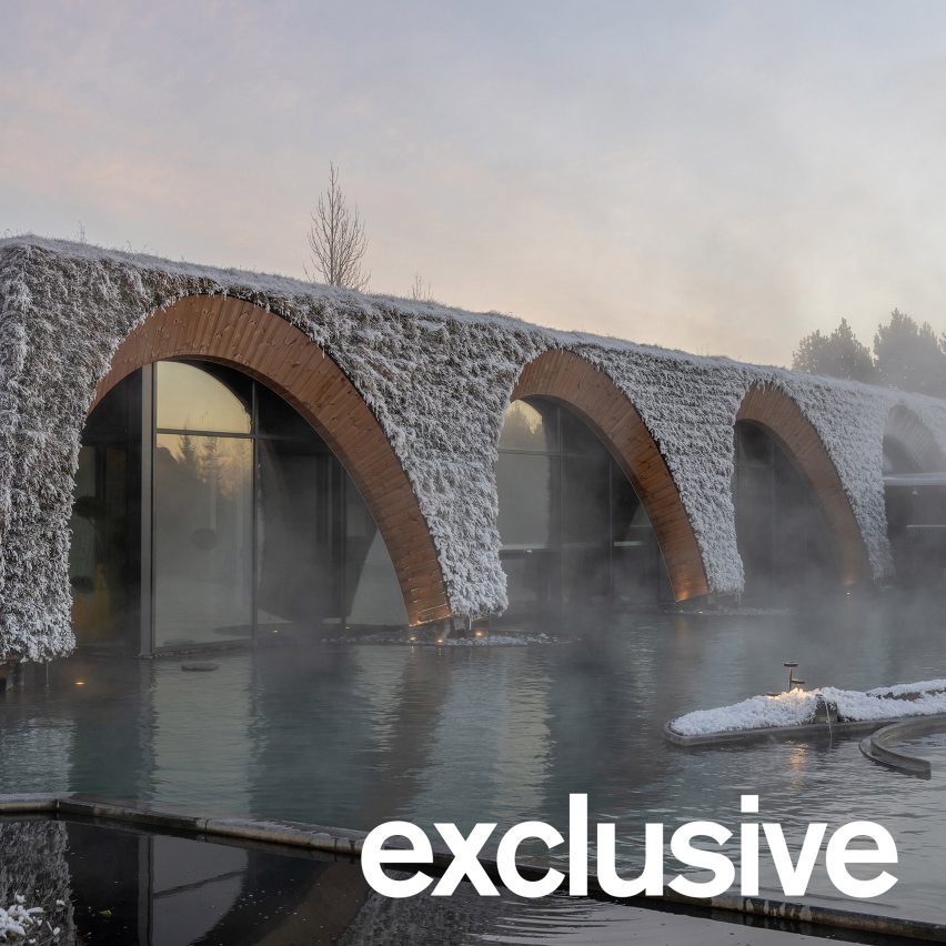T.ark architects cloaks Laugarás Lagoon in Iceland with “grass tent”