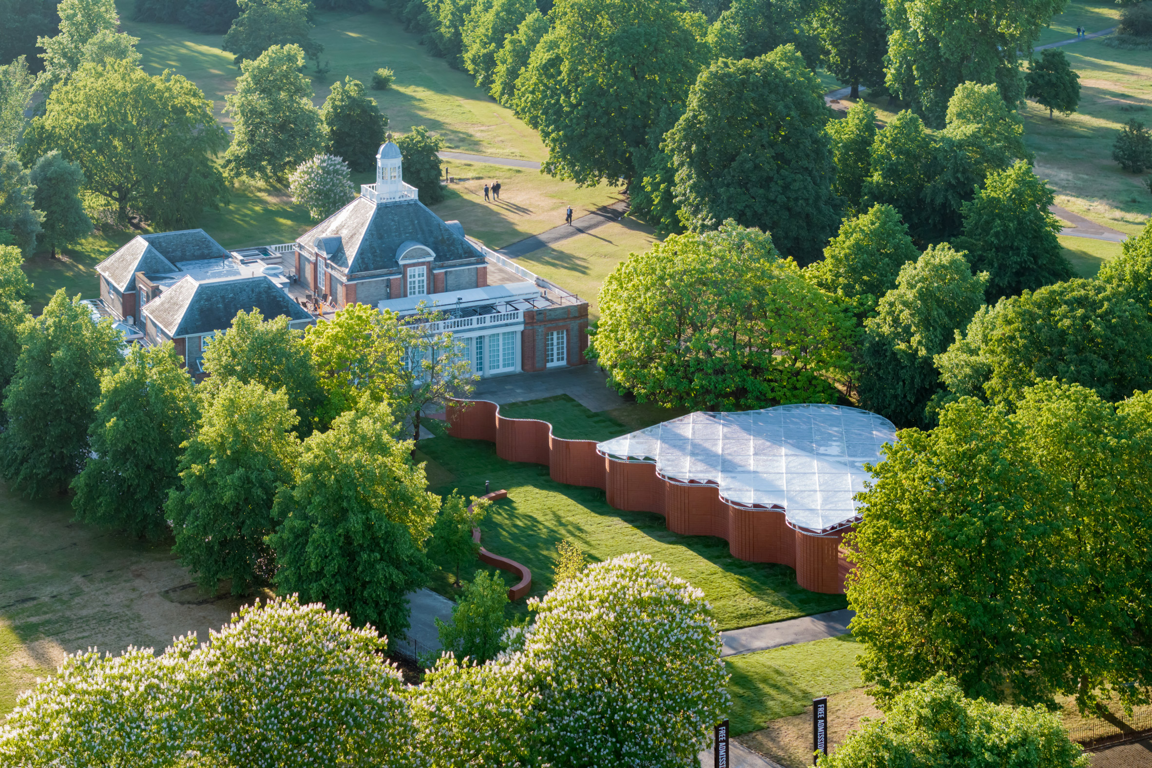 Serpentine Pavilion in London by Lanza Atelier