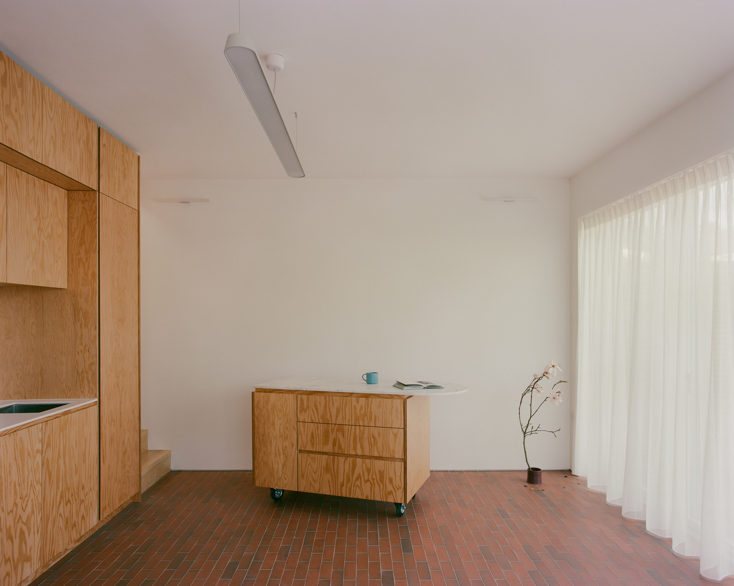 Living space interior at Wade House by Wadhal